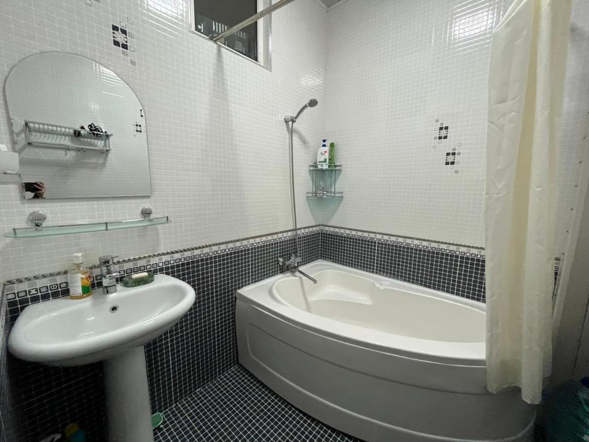 סמרקנד Apartment 3-Room Beruni Street מראה חיצוני תמונה